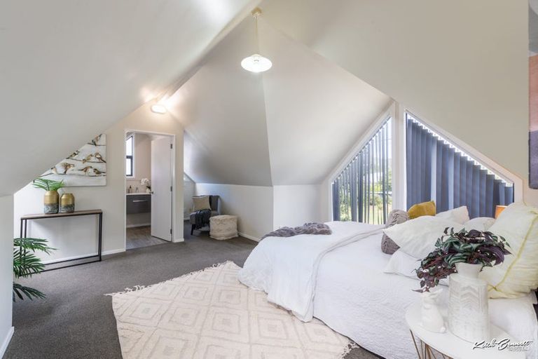 Photo of property in 145 Riverside Drive, Waiwhetu, Lower Hutt, 5010