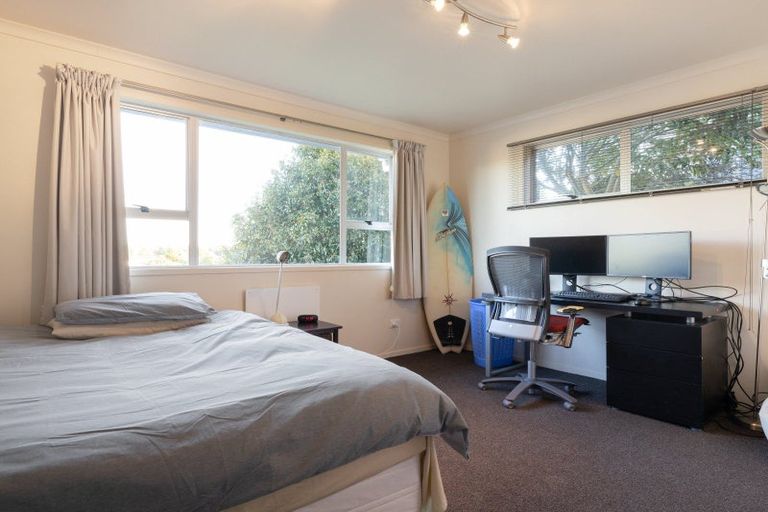 Photo of property in 24 Rothesay Place, Dinsdale, Hamilton, 3204