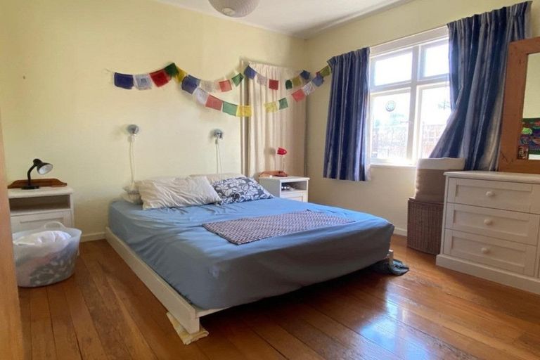 Photo of property in 13 Effingham Street, North New Brighton, Christchurch, 8083