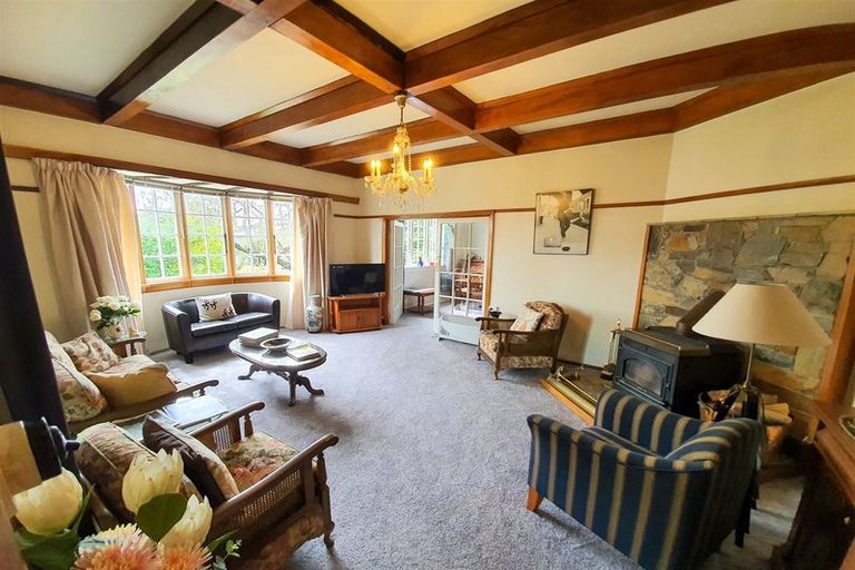 Photo of property in 17 Rhodes Street, Waimate, 7924