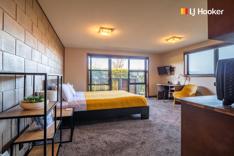 Photo of property in 71 Carroll Street, Dunedin Central, Dunedin, 9016