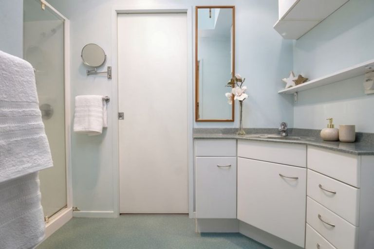 Photo of property in 6 Catania Place, Conifer Grove, Takanini, 2112