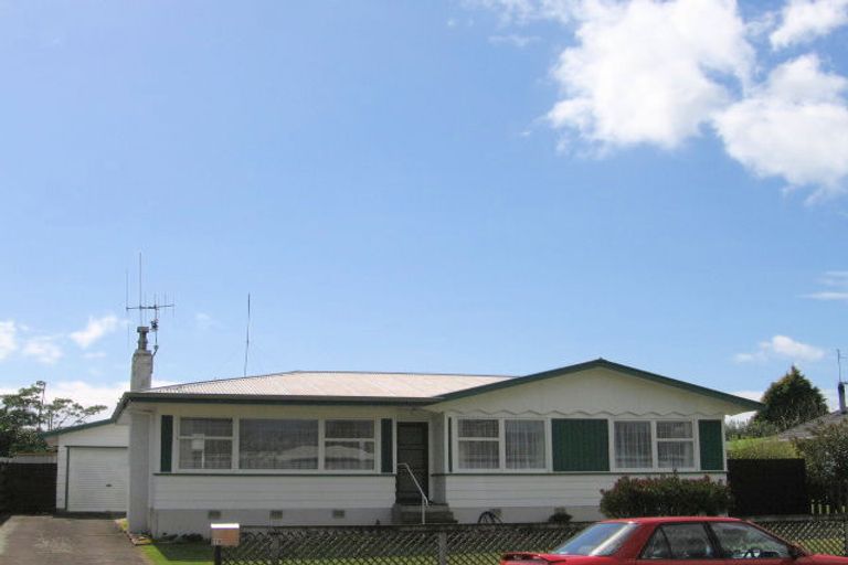 Photo of property in 15 Harris Street, Mount Maunganui, 3116