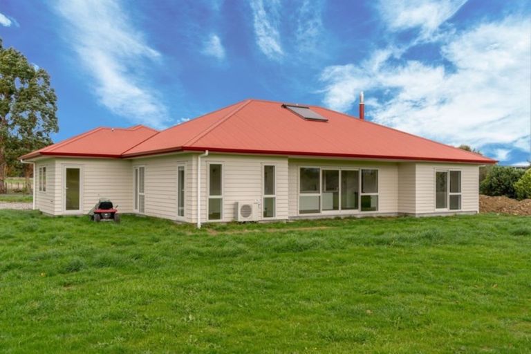 Photo of property in 672e Te Whiti Road, Te Whiti, Masterton, 5884