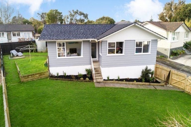 Photo of property in 10 Crampton Place, Manurewa, Auckland, 2102