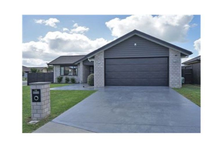 Photo of property in 14 Piwakawaka Court, Rototuna North, Hamilton, 3210