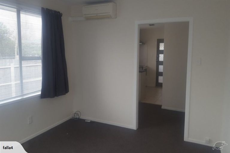 Photo of property in 1 Cheviot Street, Spreydon, Christchurch, 8024