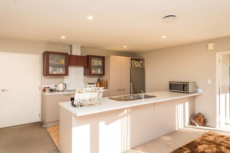 Photo of property in 2 Ashtead Lane, Sockburn, Christchurch, 8042