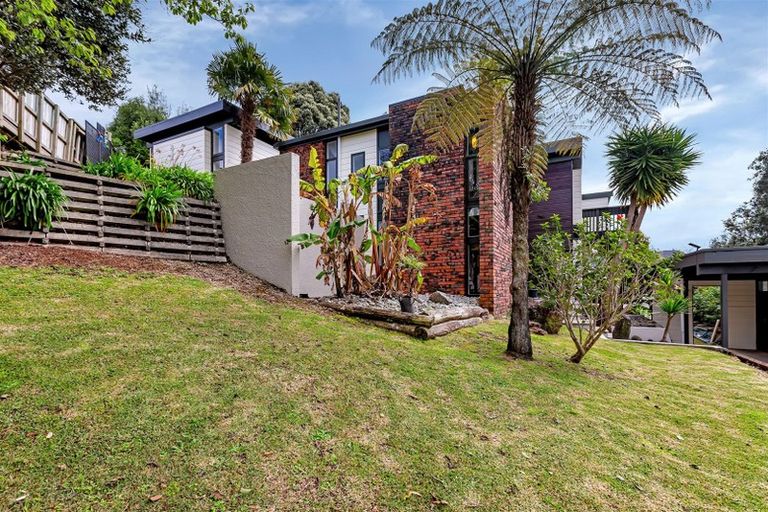 Photo of property in 17 Kowhai Park Road, Maunu, Whangarei, 0110