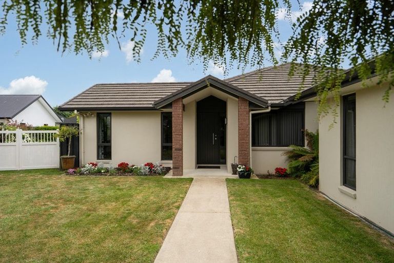 Photo of property in 12 Cotter Place, Cambridge, 3434