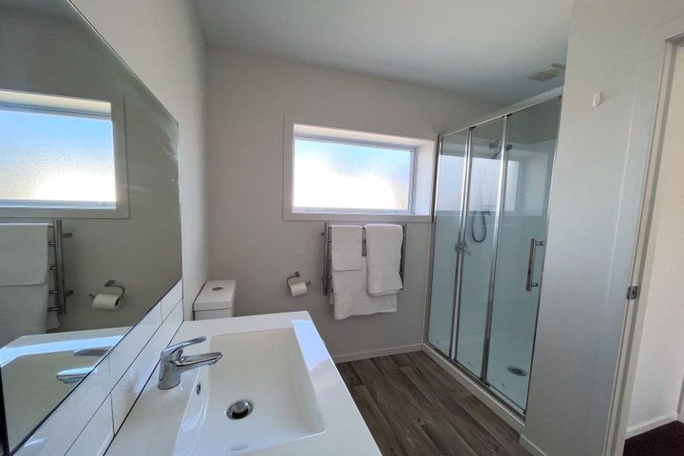 Photo of property in 74 Great North Road, Winton, 9720