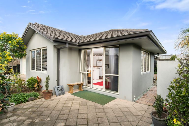 Photo of property in 12 Montrose Place, Pyes Pa, Tauranga, 3112