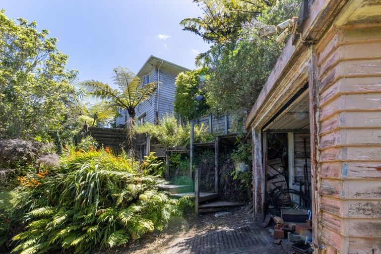 Photo of property in 79 Salford Street, Newlands, Wellington, 6037