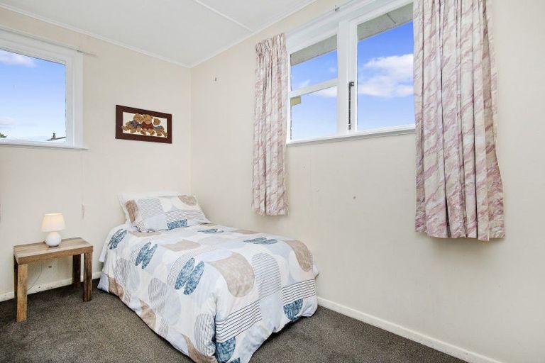 Photo of property in 11 Davis Crescent, Elderslea, Upper Hutt, 5018