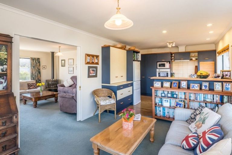 Photo of property in 131 Weggery Drive, Waikanae Beach, Waikanae, 5036