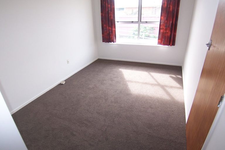 Photo of property in 1/39 Oakhampton Street, Hornby, Christchurch, 8042