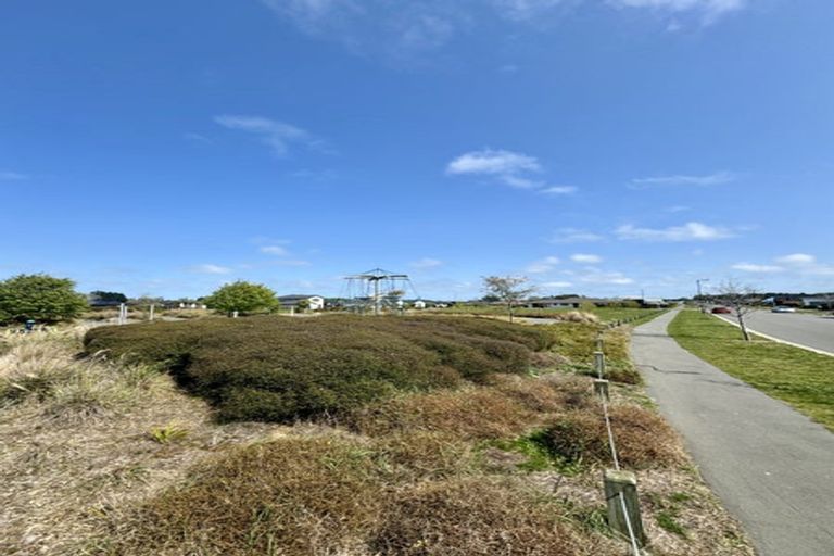 Photo of property in 14 Mackinnon Street, Marshland, 8083