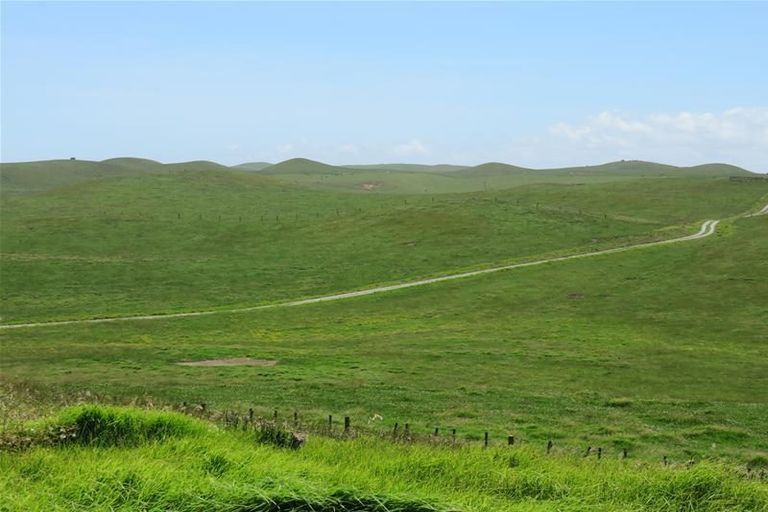 Photo of property in 12 Alcemene Lane, Baylys Beach, Dargaville, 0377