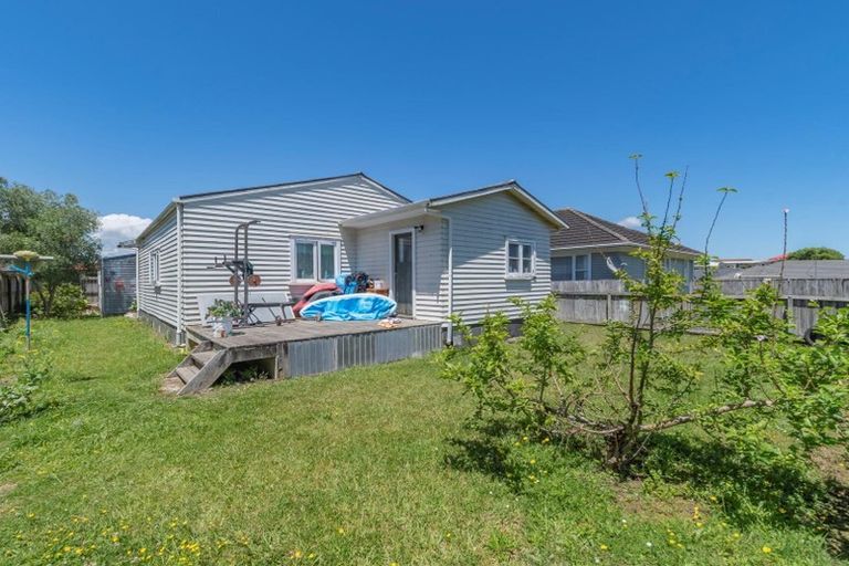 Photo of property in 79 Robert Skelton Place, Clendon Park, Auckland, 2103