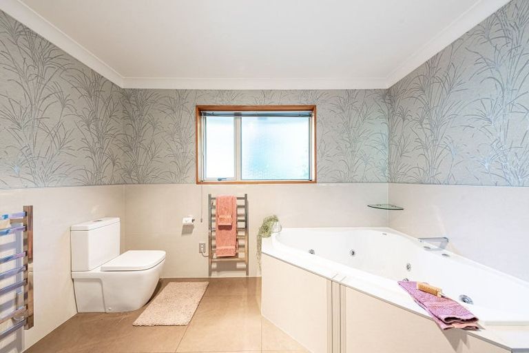 Photo of property in 10 Faith Place, West Melton, Christchurch, 7675