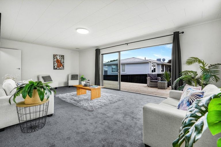 Photo of property in 8 Tieke Place, Tokoroa, 3420