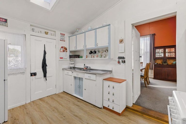 Photo of property in 2 Rintoul Street, Westport, 7825