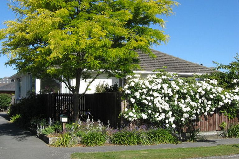 Photo of property in 1/30 Tintern Avenue, Avonhead, Christchurch, 8042
