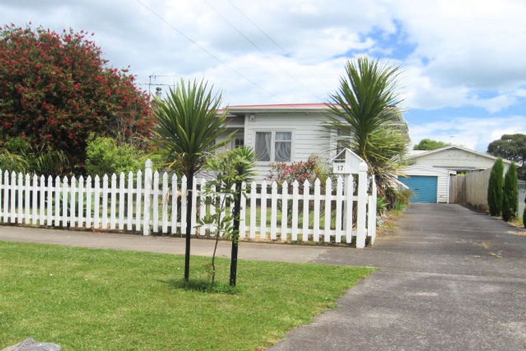 Photo of property in 17 Kenderdine Road, Papatoetoe, Auckland, 2025