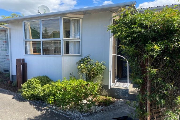 Photo of property in 5a Fairbrother Street, Carterton, 5713