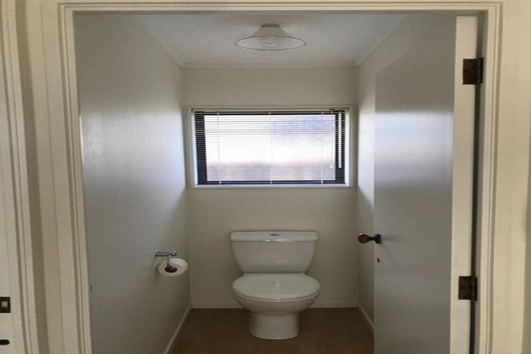 Photo of property in 2c Duke Street, Papakura, 2110