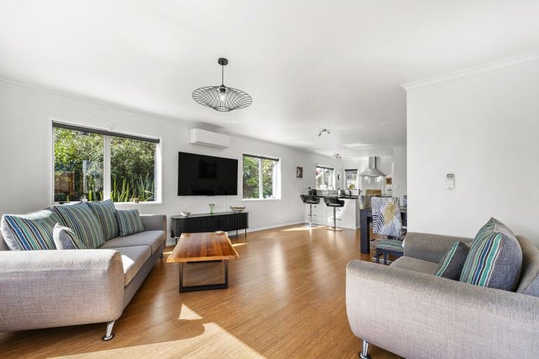 Photo of property in 25 Manukau Road, Raglan, 3225