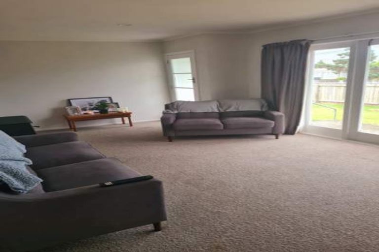 Photo of property in 16 Montgomery Street, Waipukurau, 4200