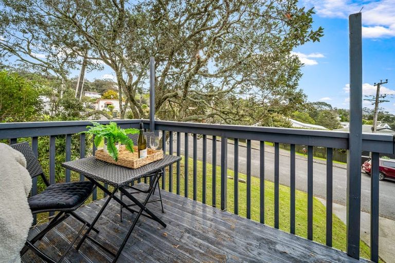 Photo of property in 53 Elliston Crescent, Stanmore Bay, Whangaparaoa, 0932