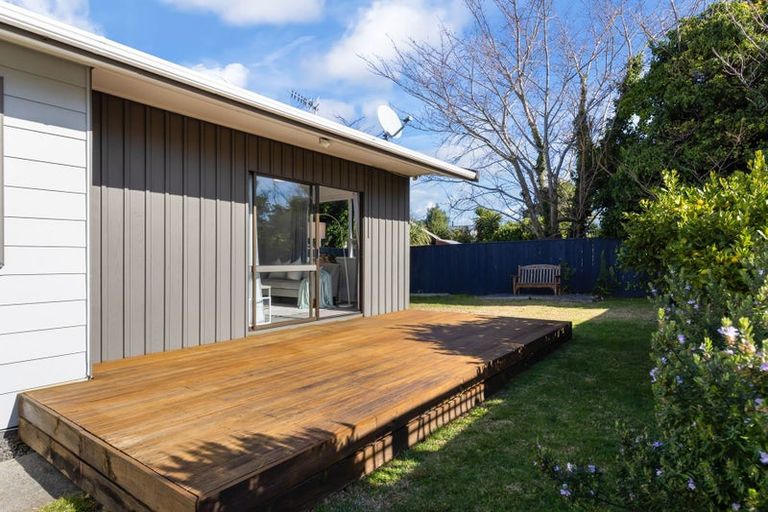 Photo of property in 7b Cypress Grove, Paraparaumu, 5032