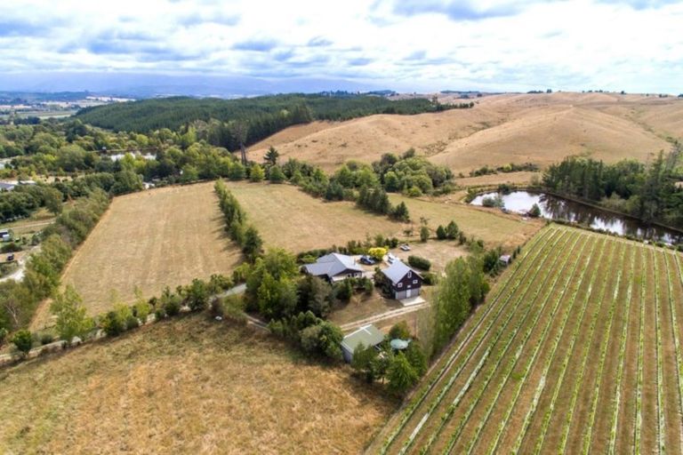 Photo of property in 23 Hewetson Road, Upper Moutere, 7175