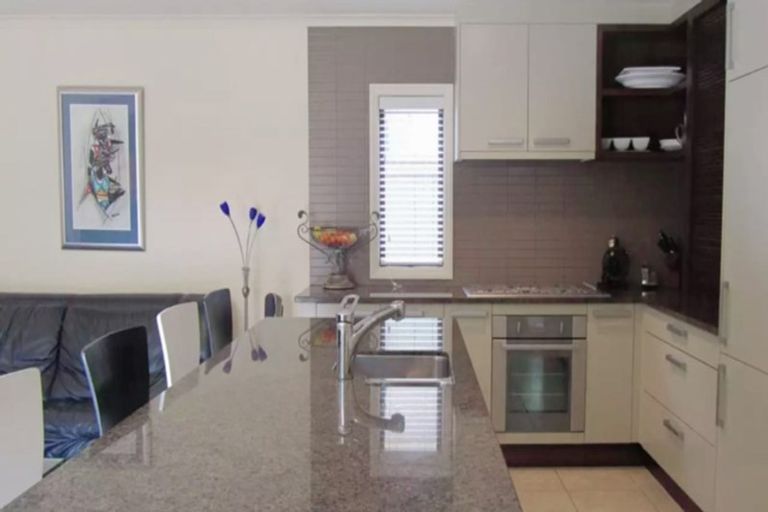 Photo of property in 27 Bridgefield Crescent, Flat Bush, Auckland, 2016