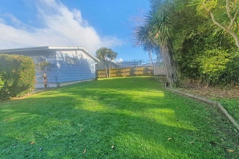 Photo of property in 10 Topaz Place, Wiri, Auckland, 2104