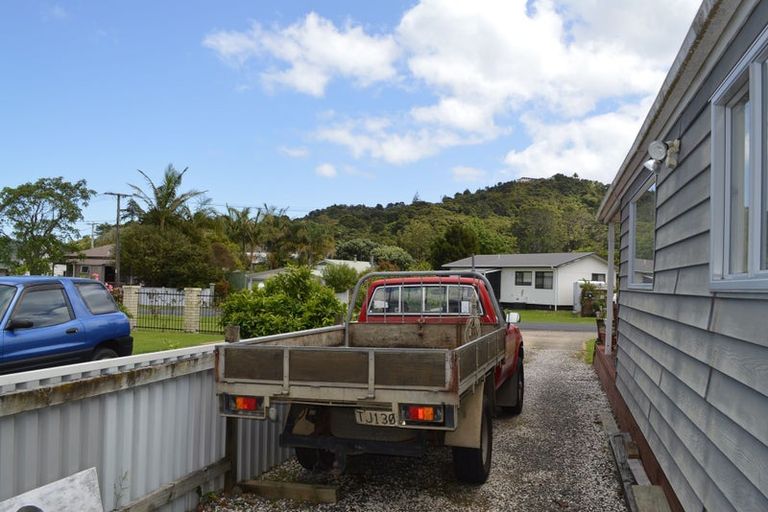 Photo of property in 74 Watt Street, Coromandel, 3506