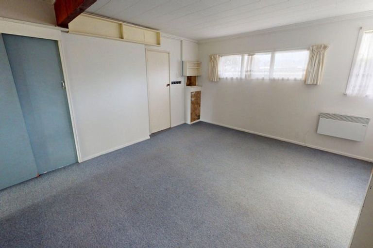 Photo of property in 12 Larsen Court, Roslyn, Palmerston North, 4414