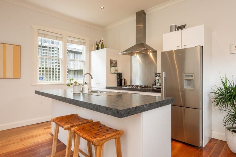 Photo of property in 99a Freyberg Street, Lyall Bay, Wellington, 6022