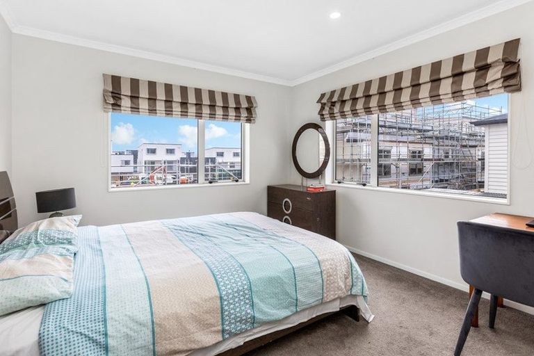 Photo of property in 16 Dolbel Place, Mangere East, Auckland, 2024