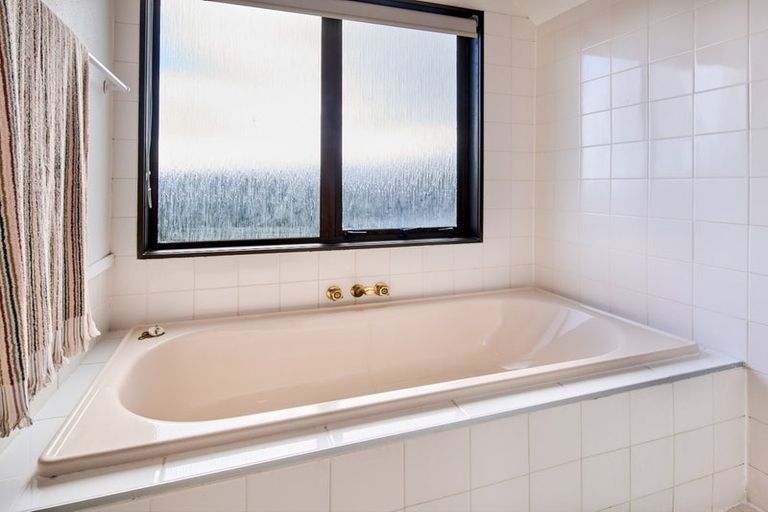 Photo of property in 13 Tamahine Street, Maupuia, Wellington, 6022