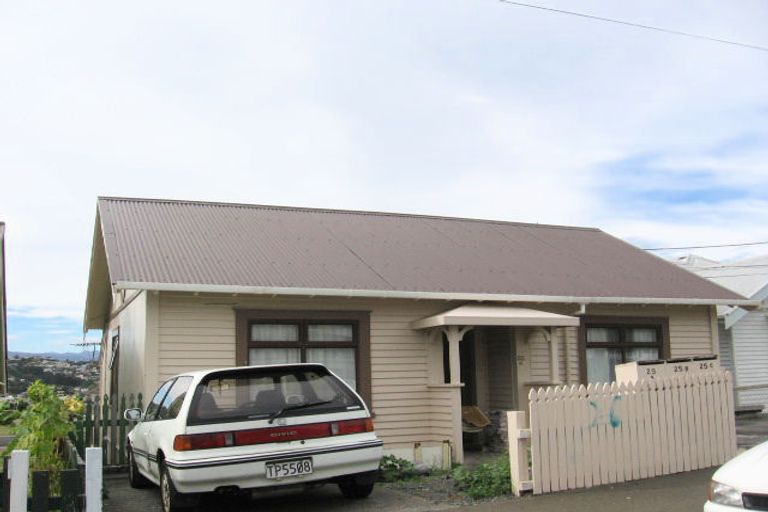 Photo of property in 25 Tirangi Road, Rongotai, Wellington, 6022