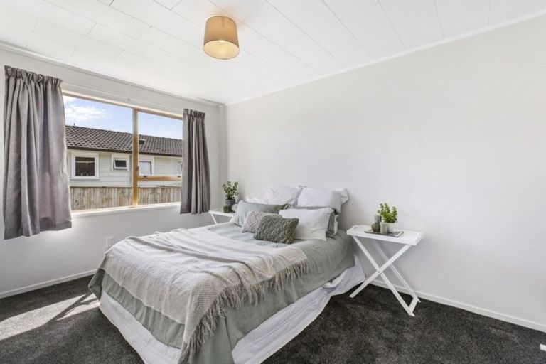 Photo of property in 72 Boundary Road, Clover Park, Auckland, 2019