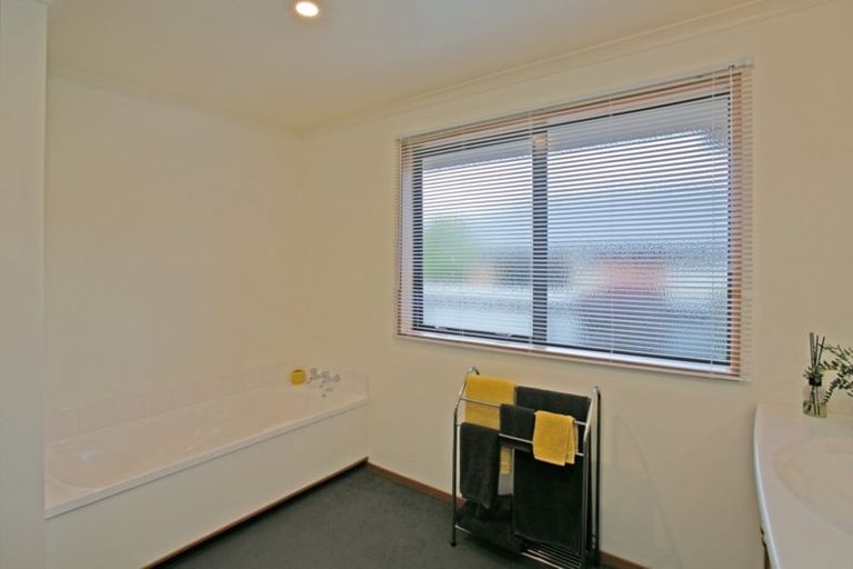 Photo of property in 44 Dublin Street, Windsor, Invercargill, 9810
