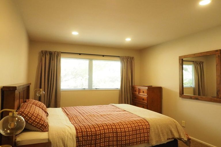 Photo of property in 8 Amner Place, Bluff Hill, Napier, 4110