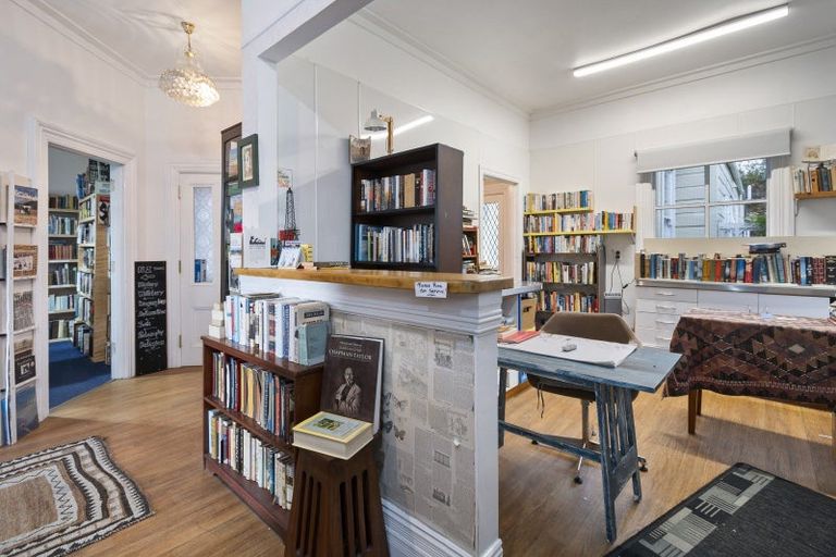 Photo of property in 89 Bridge Street, Bulls, 4818