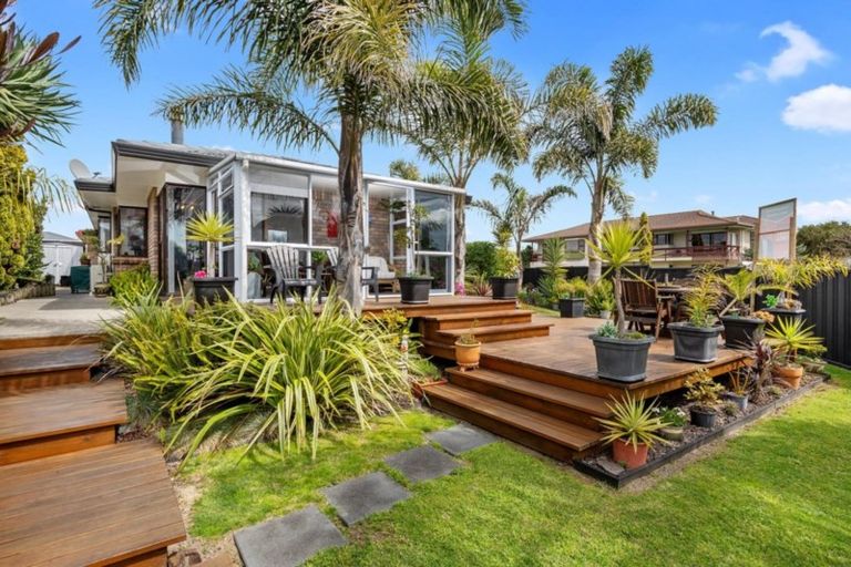 Photo of property in 96a Dickson Road, Papamoa Beach, Papamoa, 3118