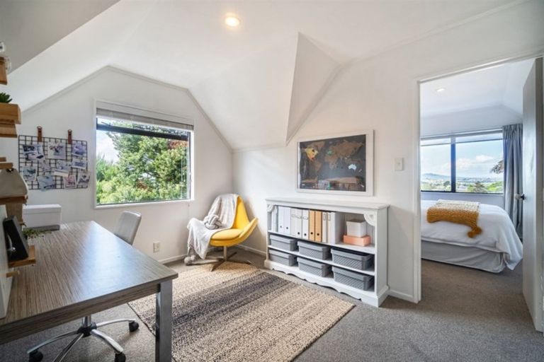 Photo of property in 3/211 Onewa Road, Birkenhead, Auckland, 0626