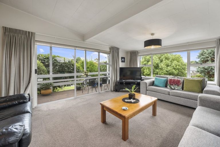 Photo of property in 4 Norrie Place, Hillcrest, Rotorua, 3015
